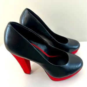 Graceland size 37 red and black pumps 5” heels